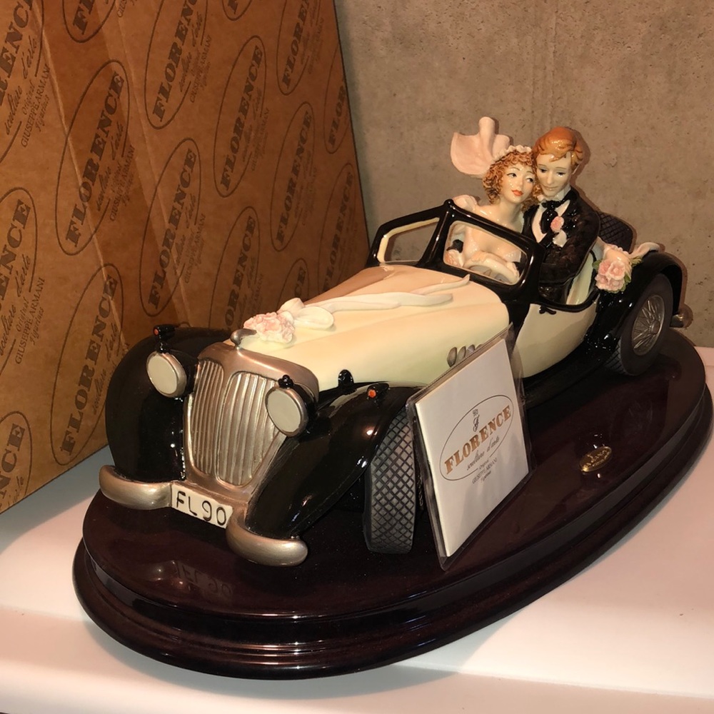 Giuseppe Armani Just Married Figurine